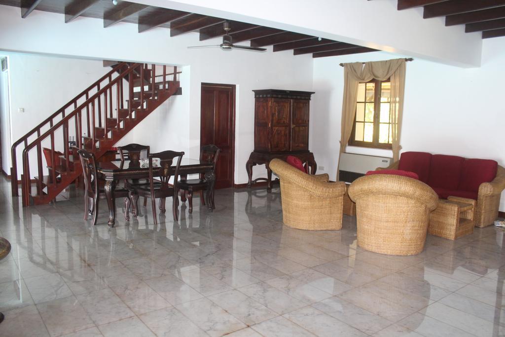 Blue Water Villa Пилияндала Экстерьер фото