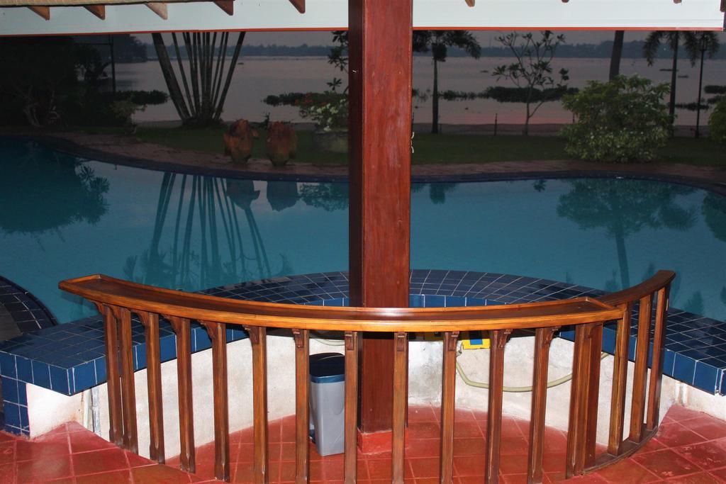 Blue Water Villa Пилияндала Экстерьер фото