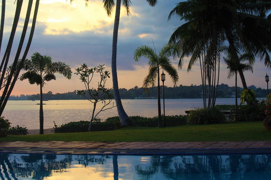 Blue Water Villa Пилияндала Экстерьер фото