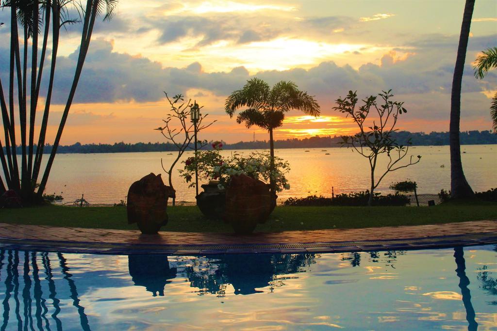 Blue Water Villa Пилияндала Экстерьер фото