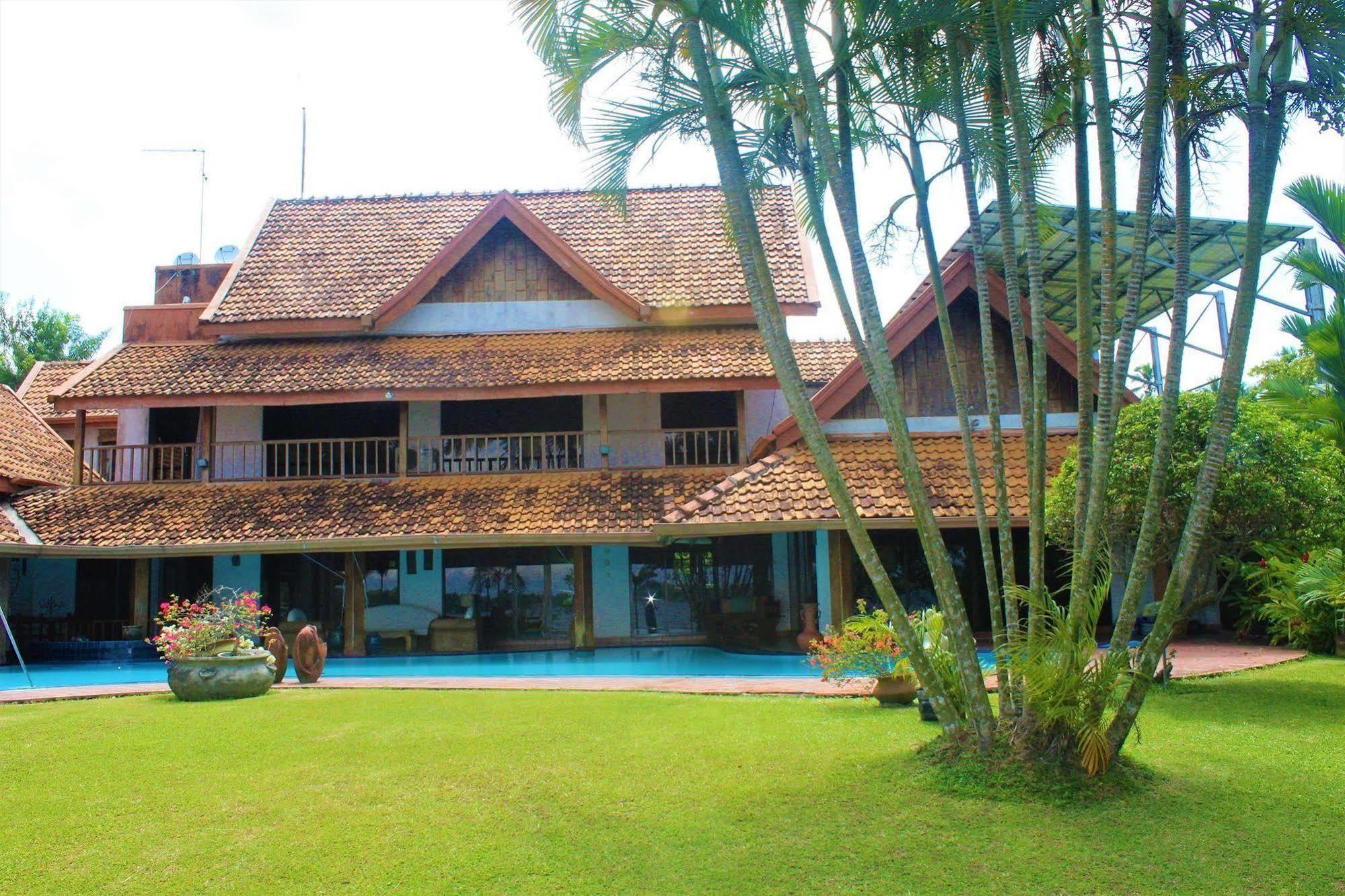 Blue Water Villa Пилияндала Экстерьер фото
