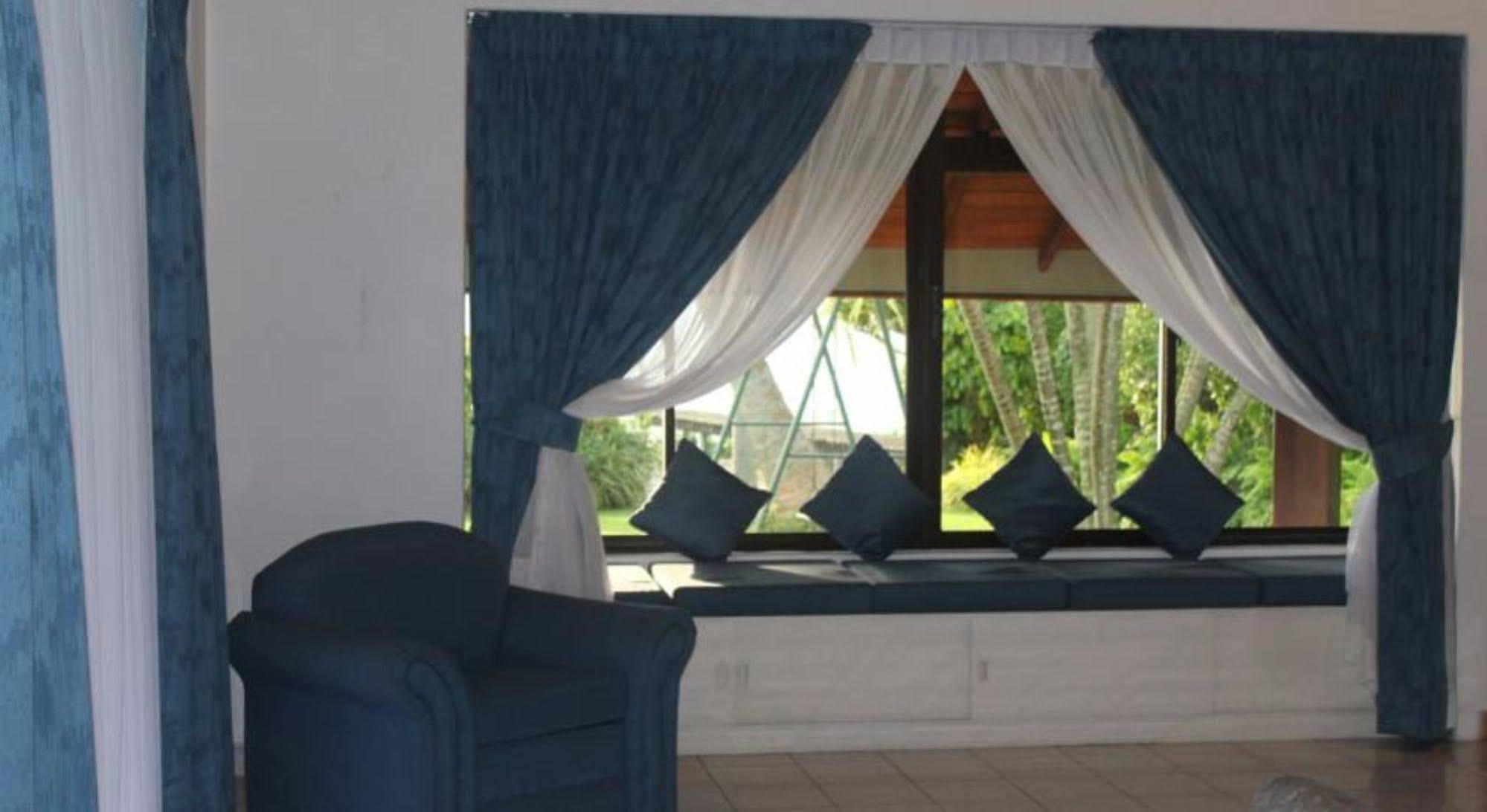 Blue Water Villa Пилияндала Экстерьер фото
