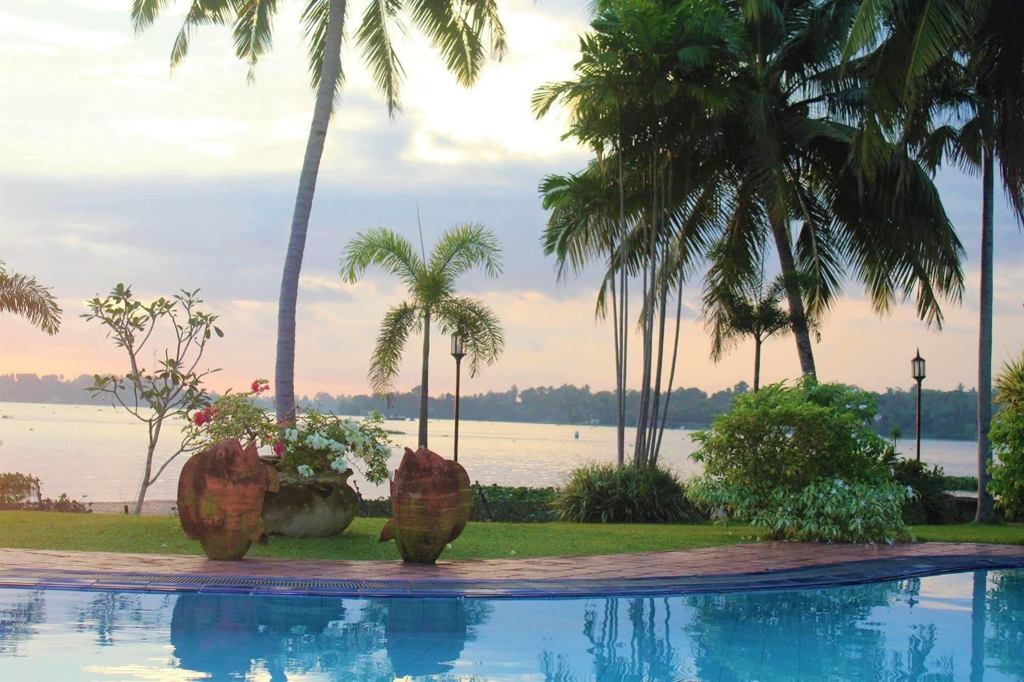 Blue Water Villa Пилияндала Экстерьер фото